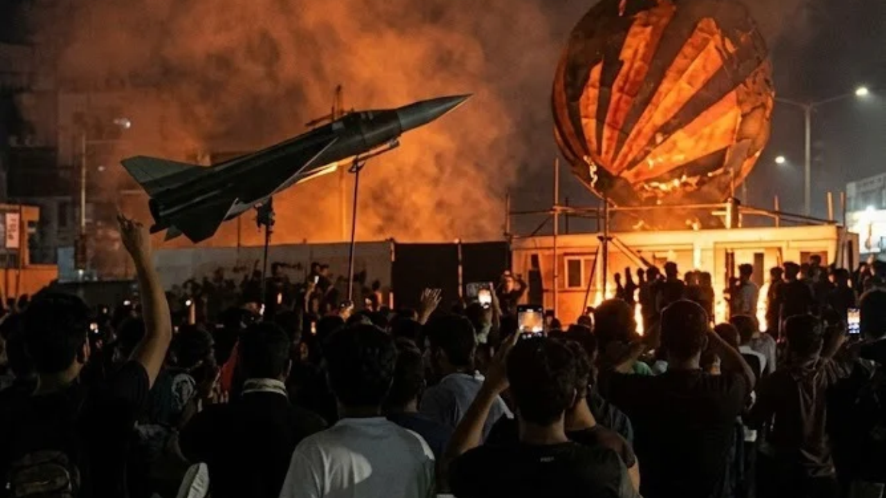 LPU Violence: Classes Suspended, SIT Probes Rape Allegation After Students Clash With Police
