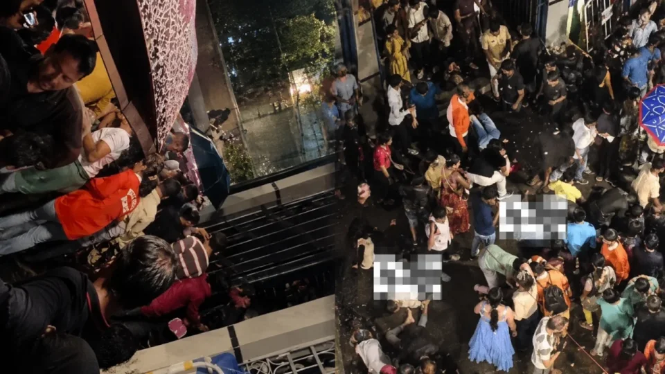 A Downpour, a Rumour and 19 Deaths: What Unfolded at Kolkata’s Chorbagan Pandal?