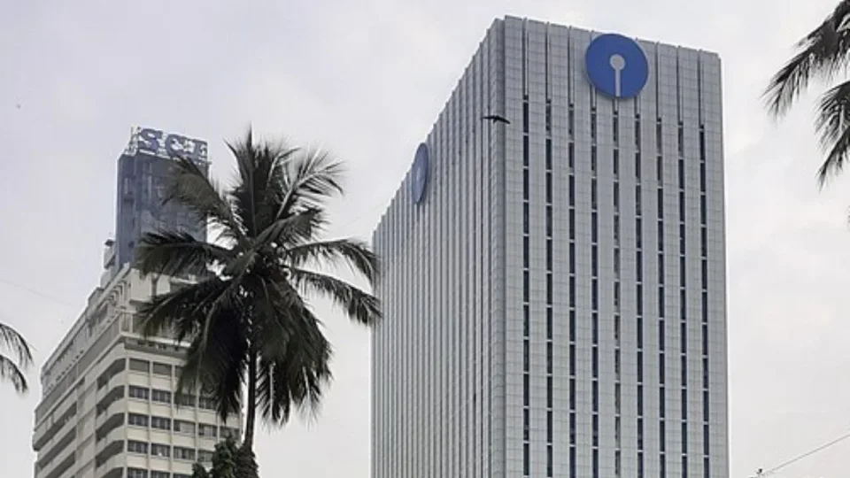 Nearly 3,897 SBI Users’ Personal Data ‘Exposed’ on Dark Web; Eyes on Cryptic Post