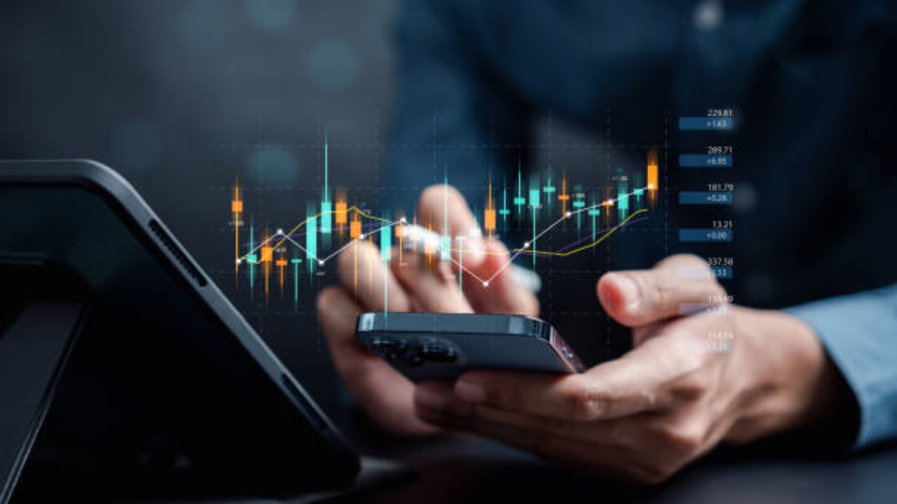 Why Sensex Opened Higher Despite Weak Global Markets and FII Selling