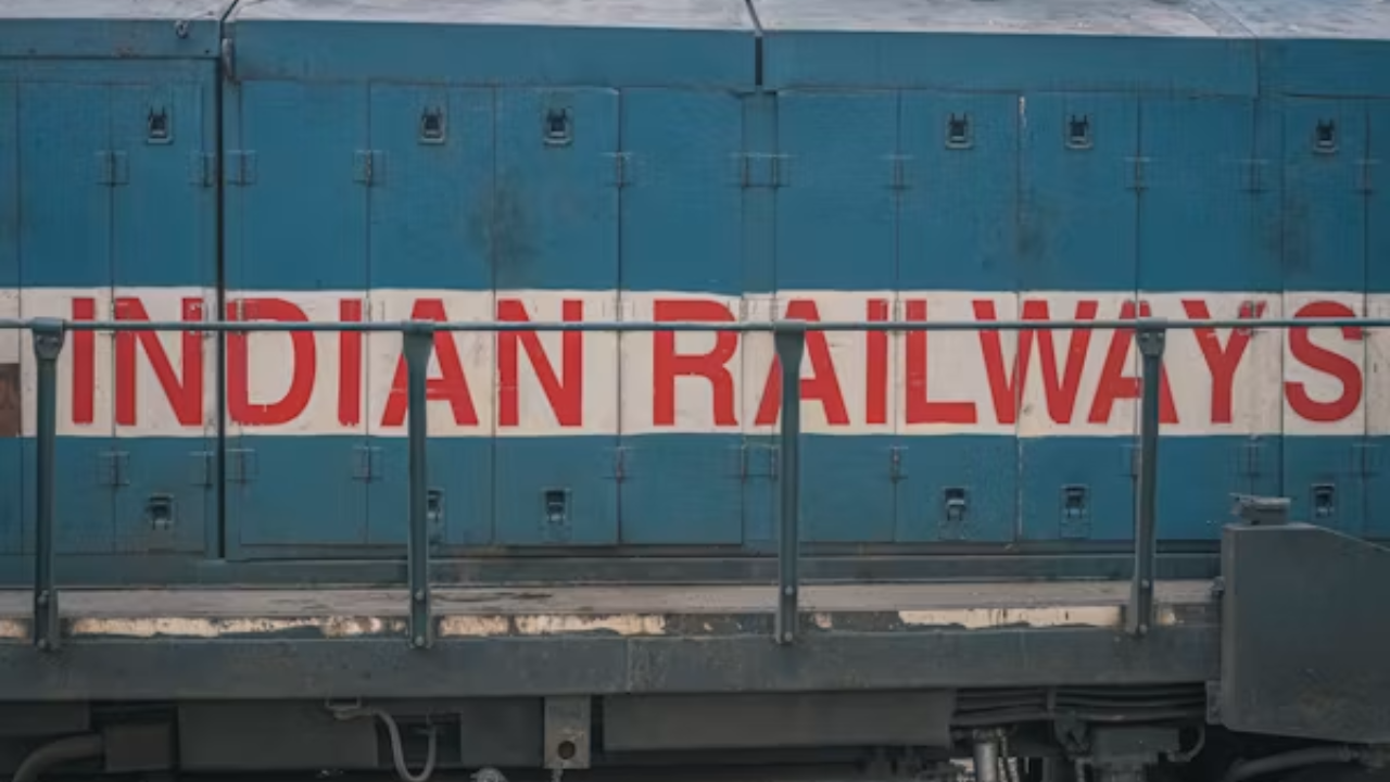 Katra-Bound Train Coach Cracks Near Toilet Area After Leaving Ludhiana, Sparks Panic