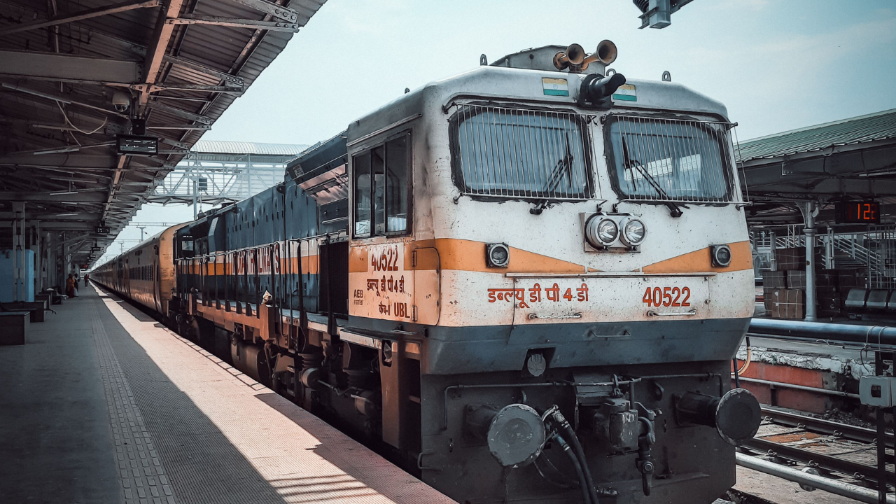 Dirty Toilets, Unsafe Water ‘Normalised’ for Years: Will Railway Fix Them After CAG Flags Danger?