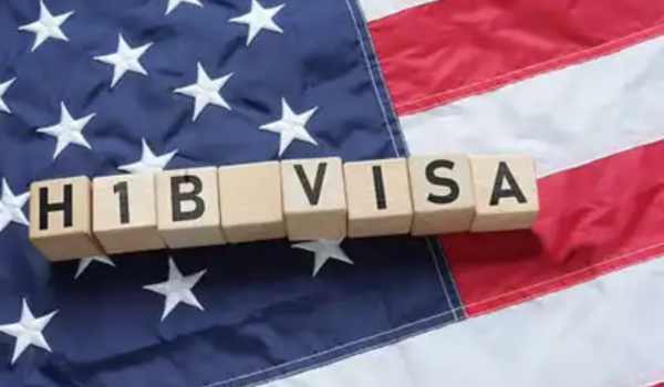 US Judge Strikes Down Trump’s $100,000 H-1B Visa Fee; Indian Diaspora Welcomes Decision