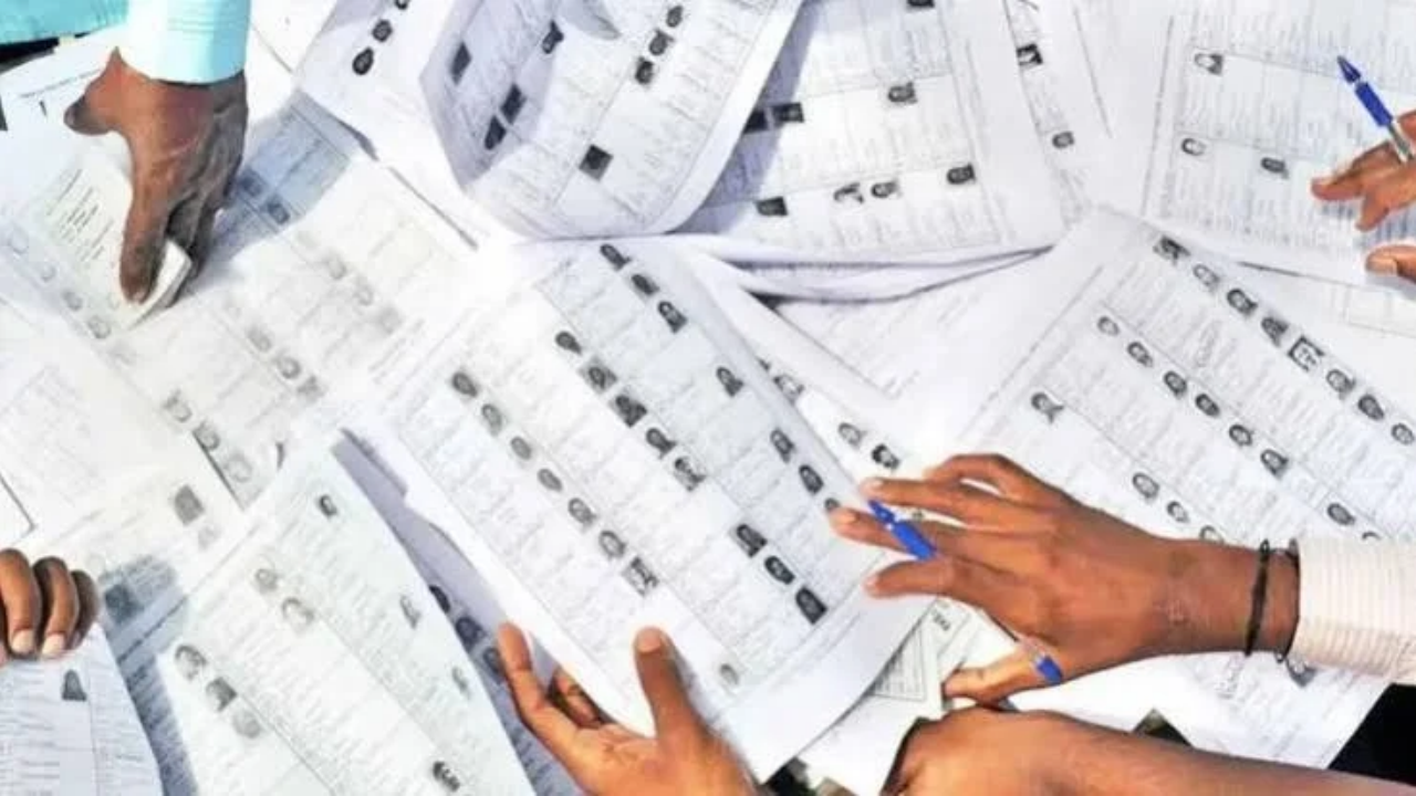 Bengal Opens Form 6 Route For Left-Out Voters In SIR