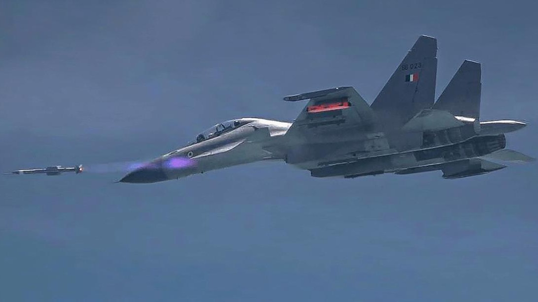Putin Offers Su-57 Stealth Fighter to India, Signals Openness to Joint Production