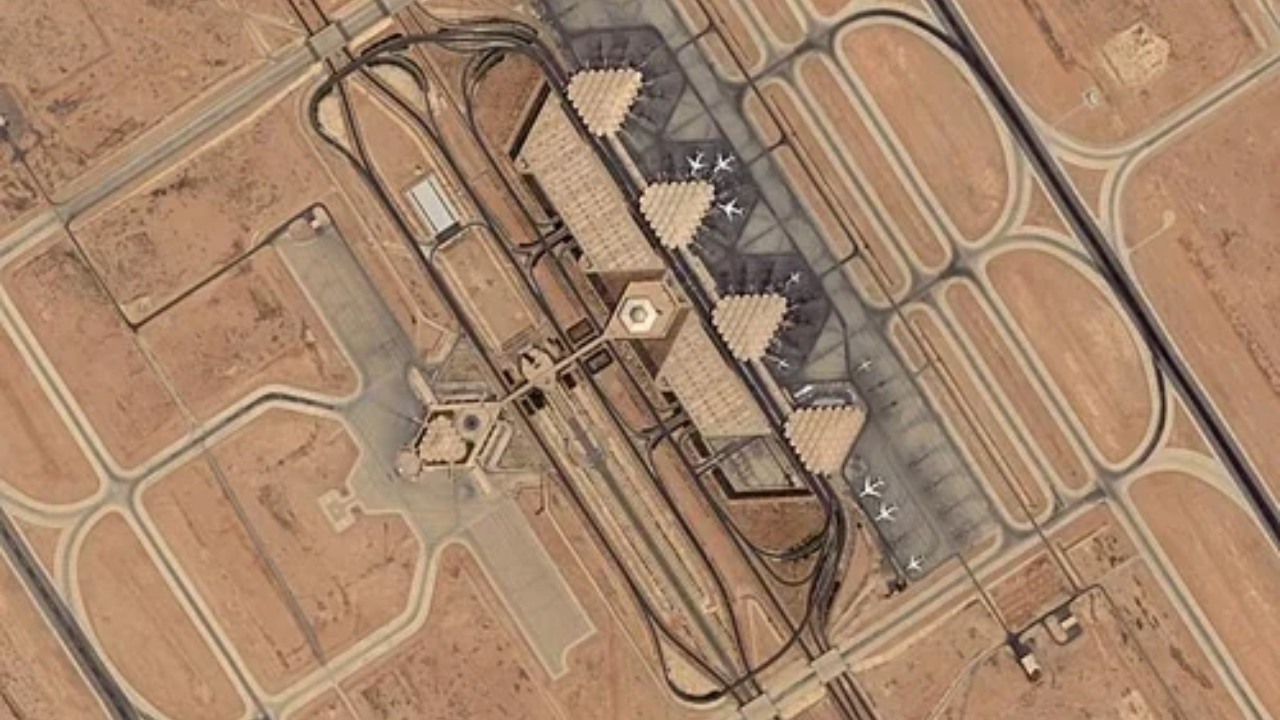 Saudi: Fresh Strike Hits Riyadh Airport A Day After Deadly Missile Attack